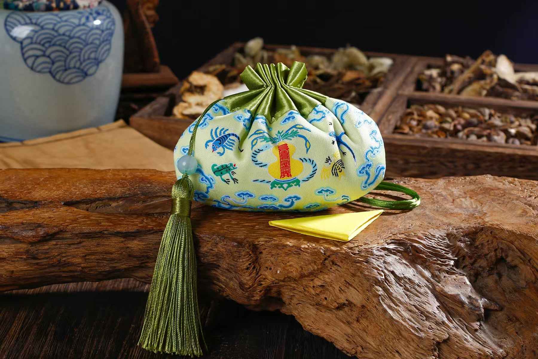 Dragon Boat Festival Herbal Sachet – Brocade Amulet with Anti-Evil Talisman (11x10cm)